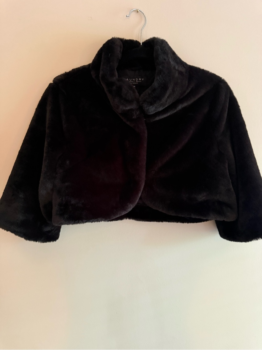 Laundry By Shelli Segal Black Faux Fur Cropped Bolero Jacket